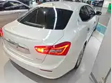Photo 7 - Maserati Ghibli