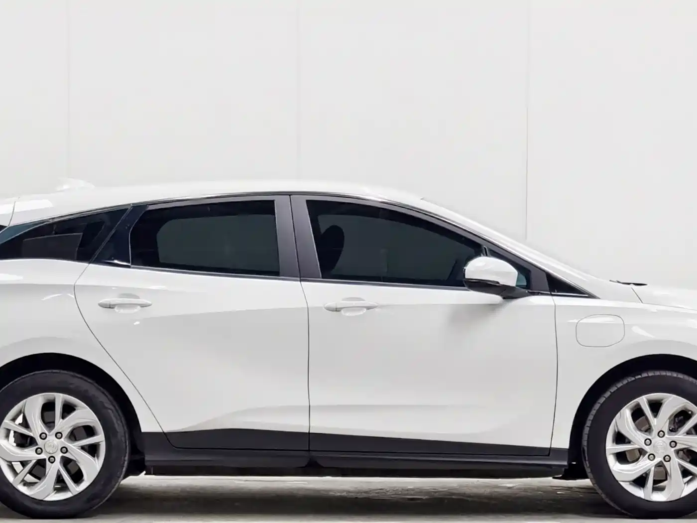 BUICK SLIGHTLY BLUE 6