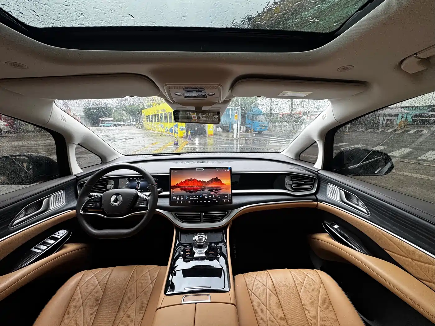 Denza D9 2024 DM-i 980 AWD Prestige фото 6
