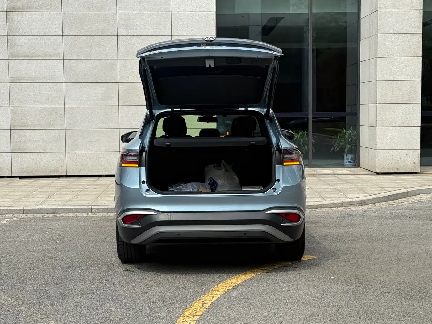 Volkswagen ID.4 X 2023 Pure Smart Edition фото 16