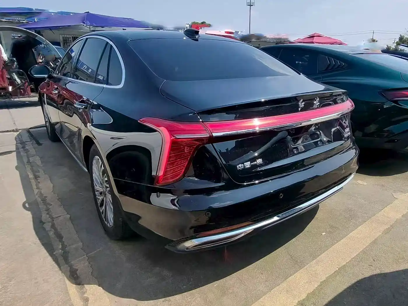 Hongqi H5 2023 2.0T Auto Smart Connect Flag Enjoy фото 13
