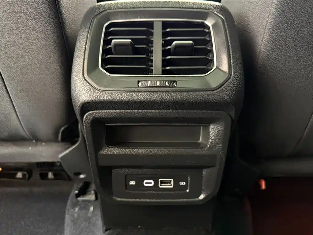 Volkswagen Tiguan L 2023 280TSI 2WD Trend Limited Edition фото 17