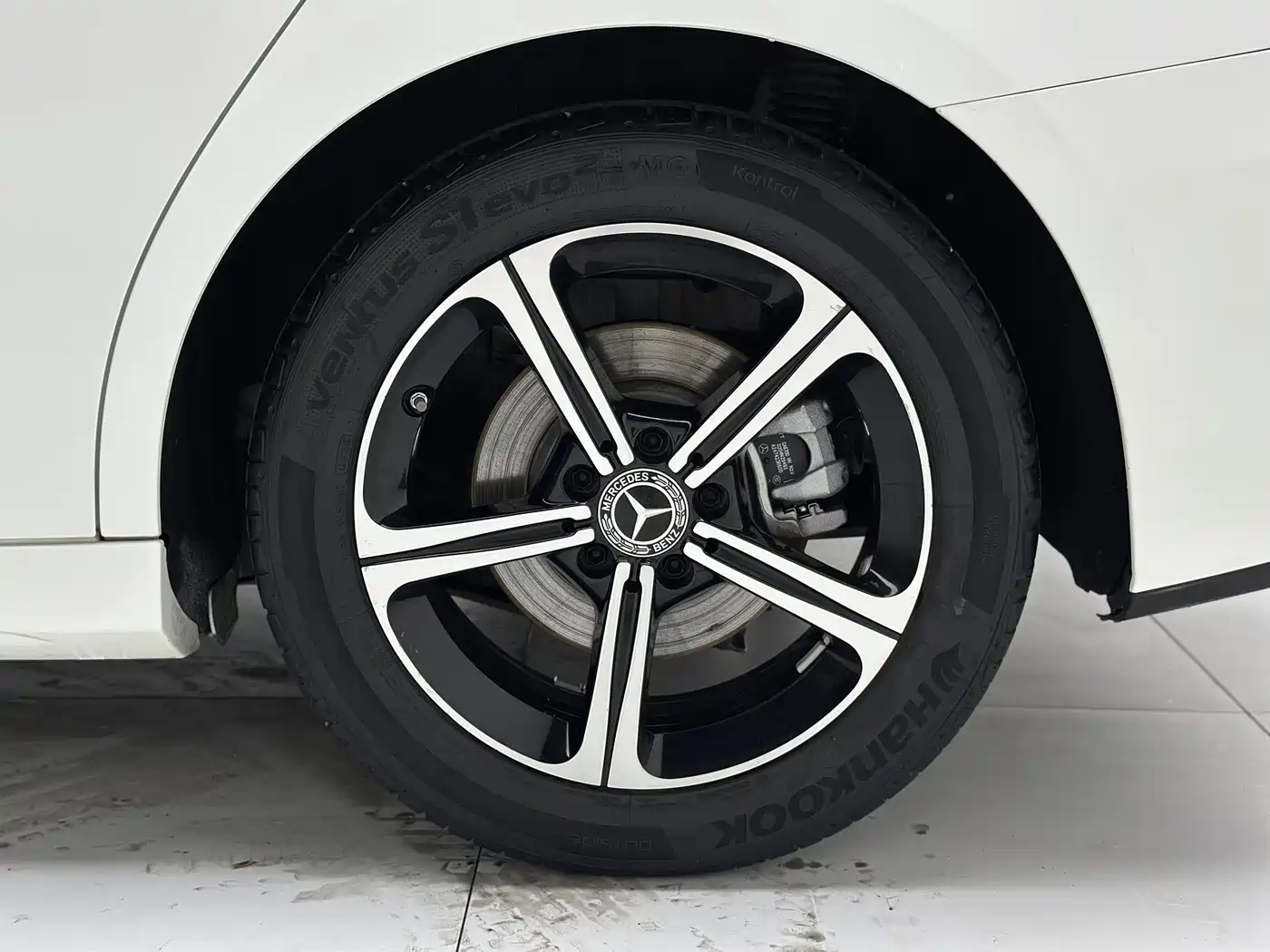 Mercedes-Benz A-Class 2022 Facelift III A 200 L Sport Sedan Fashion фото 21