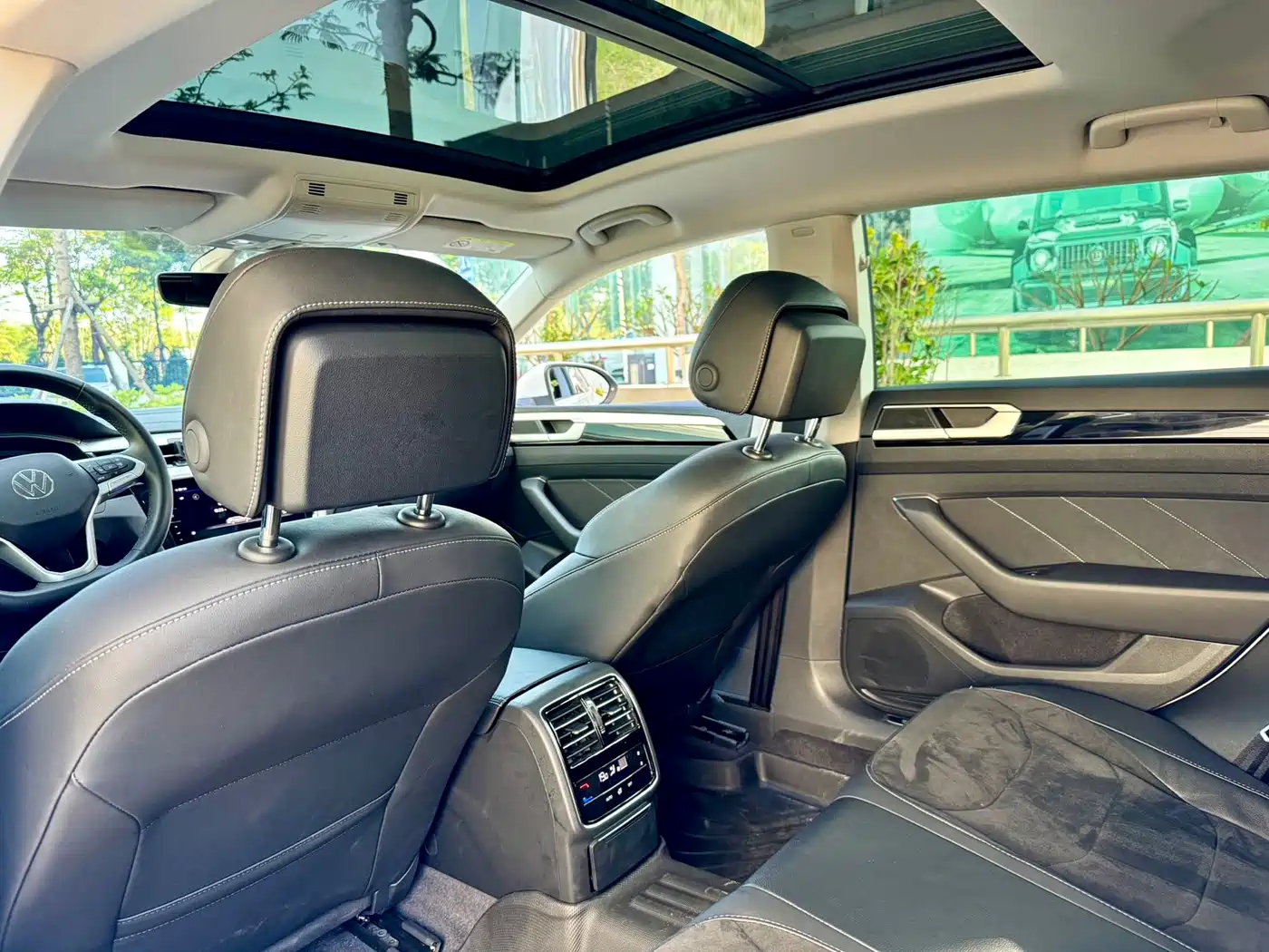 Volkswagen FAW-Volkswagen CC 2025 Shooting Brake 330TSI Hunter Eye Shared Edition фото 6