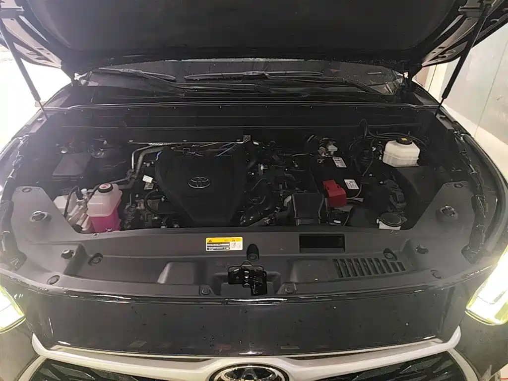 Toyota Highlander 2022 380T 4WD Premium 7-Seater фото 20