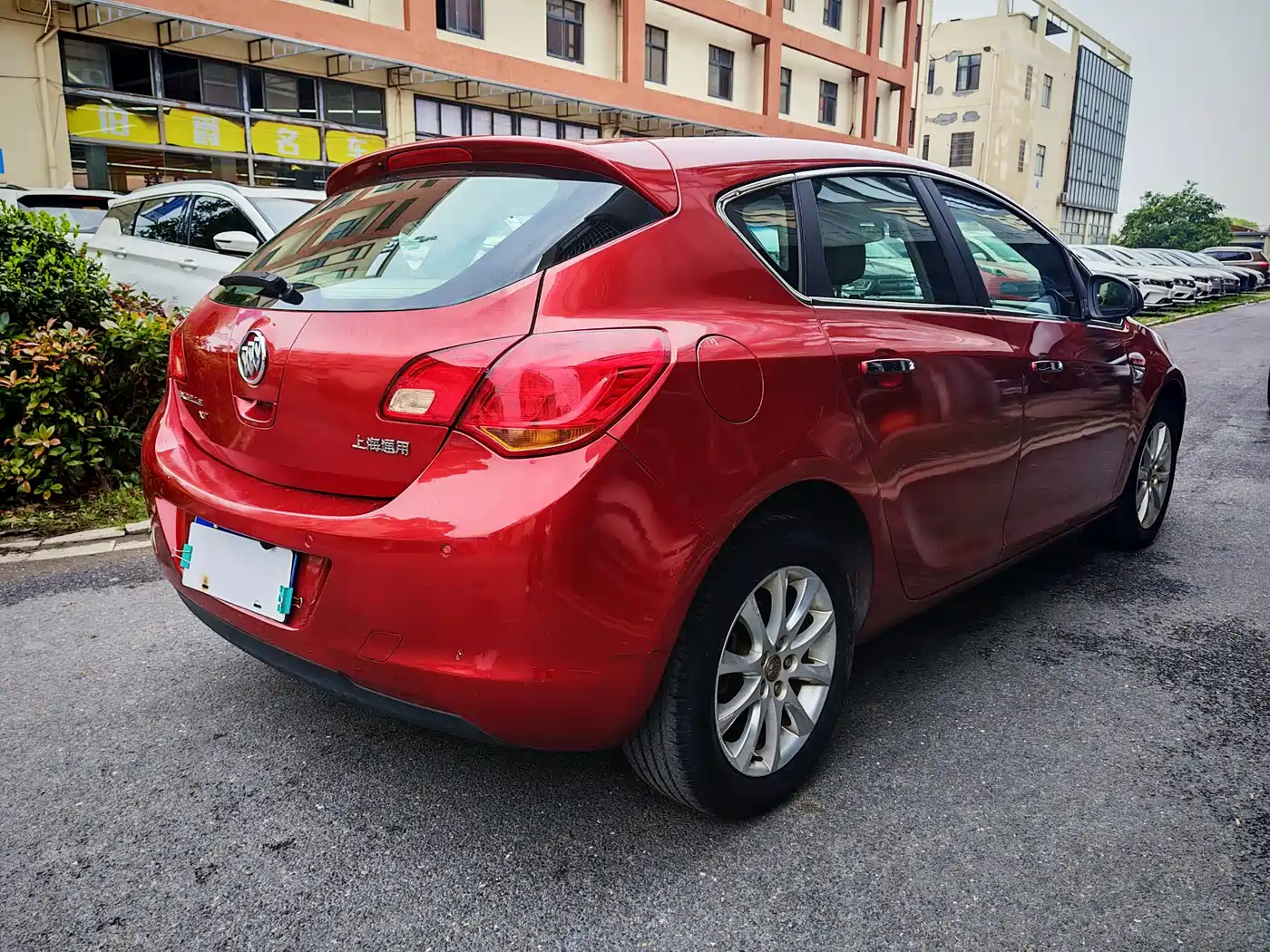 Buick Excelle 2013 Model XT 1.6L Automatic Comfort фото 6