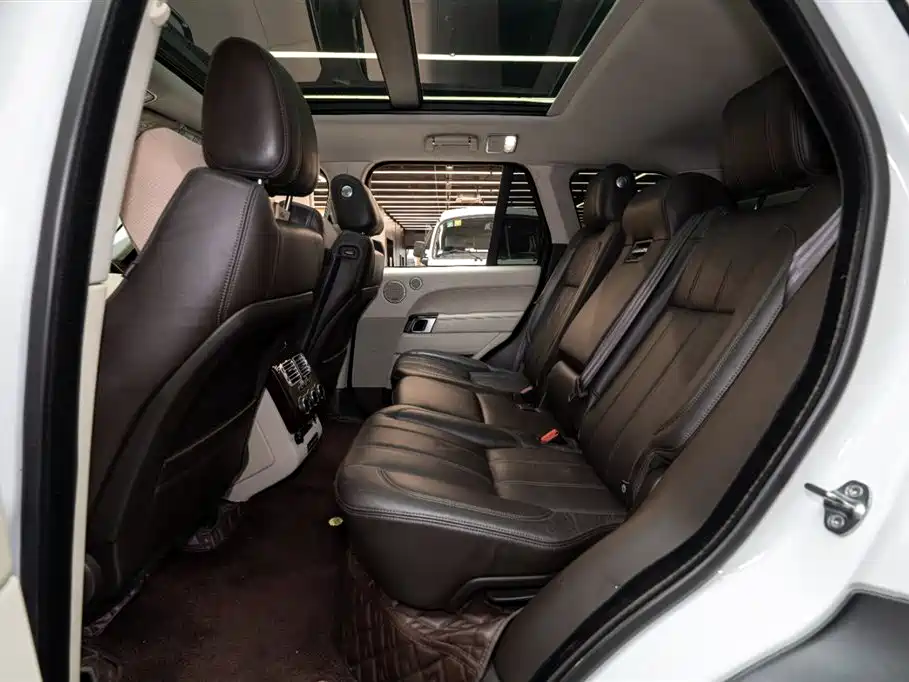 Land Rover Range Rover 2015 3.0 SC V6 Vogue фото 10