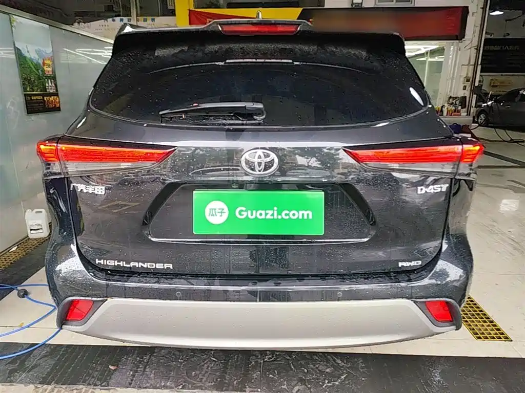 Toyota Highlander 2022 380T 4WD Premium 7-Seater фото 6