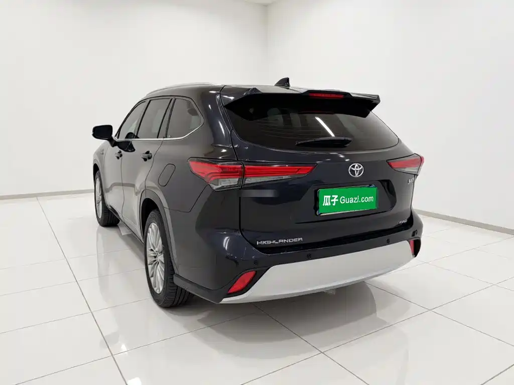 Toyota Highlander 2023 2022 380T 4WD Luxury 7-Seater
