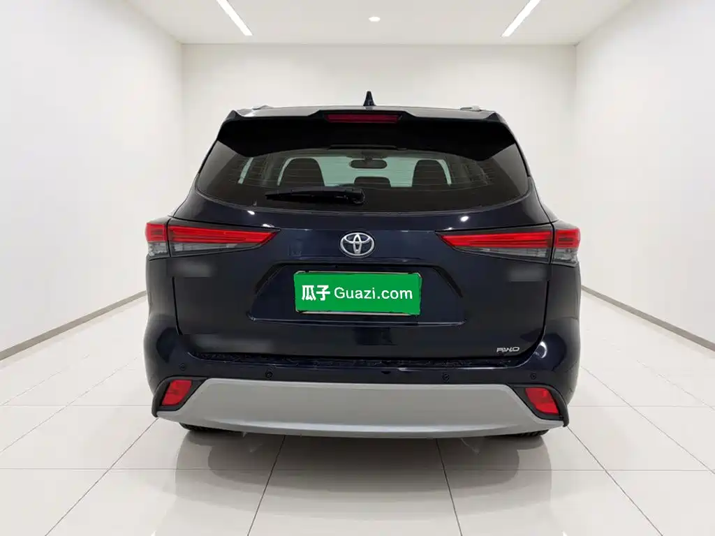 Toyota Highlander 2023 2022 380T 4WD Luxury 7-Seater