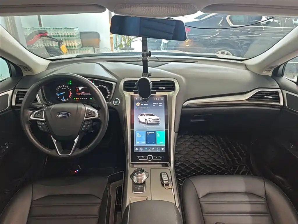 FORD MONDEO