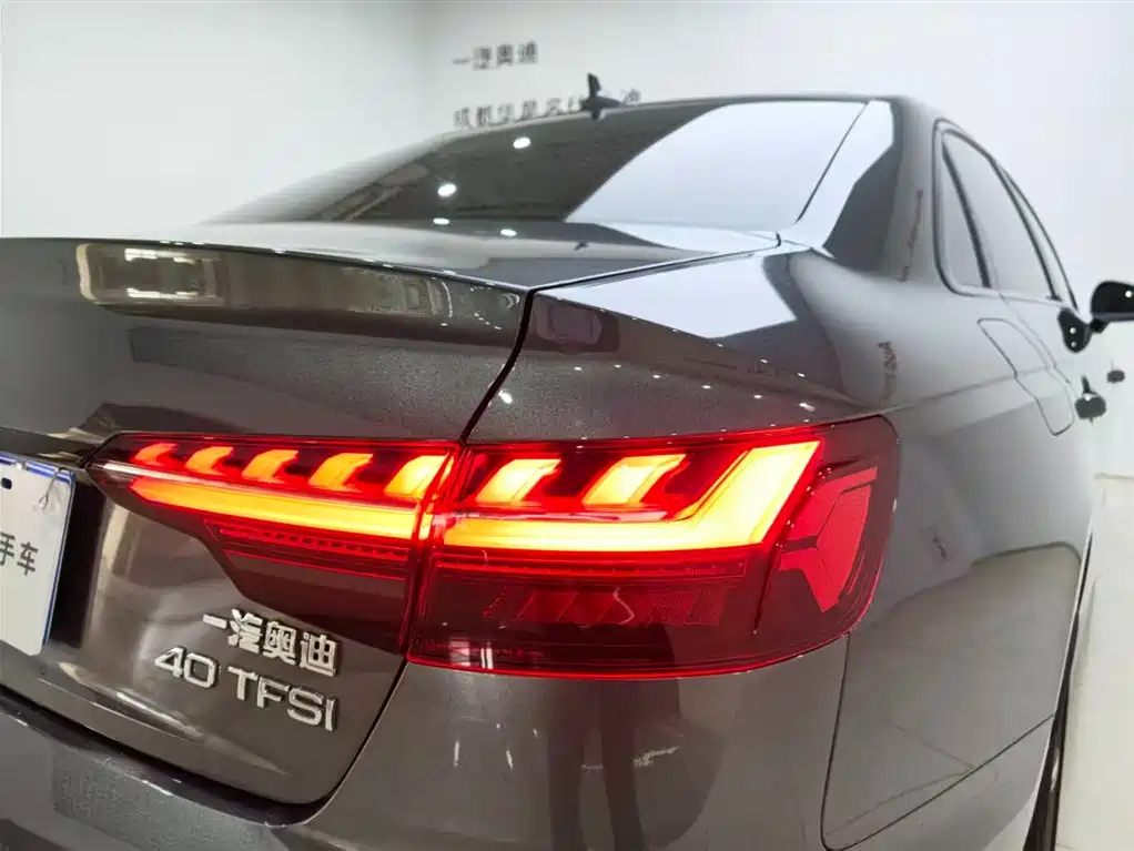 Audi A4L 2024 40 TFSI Luxury Dynamic фото 15