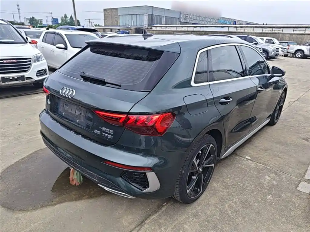 AUDI A3