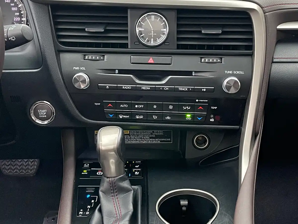 Lexus RX 2016 300 4WD Elegance Edition (China V) фото 8