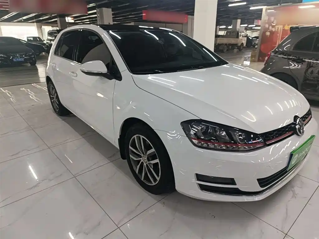 Volkswagen Golf 2016 230TSI Automatic Luxury фото 4