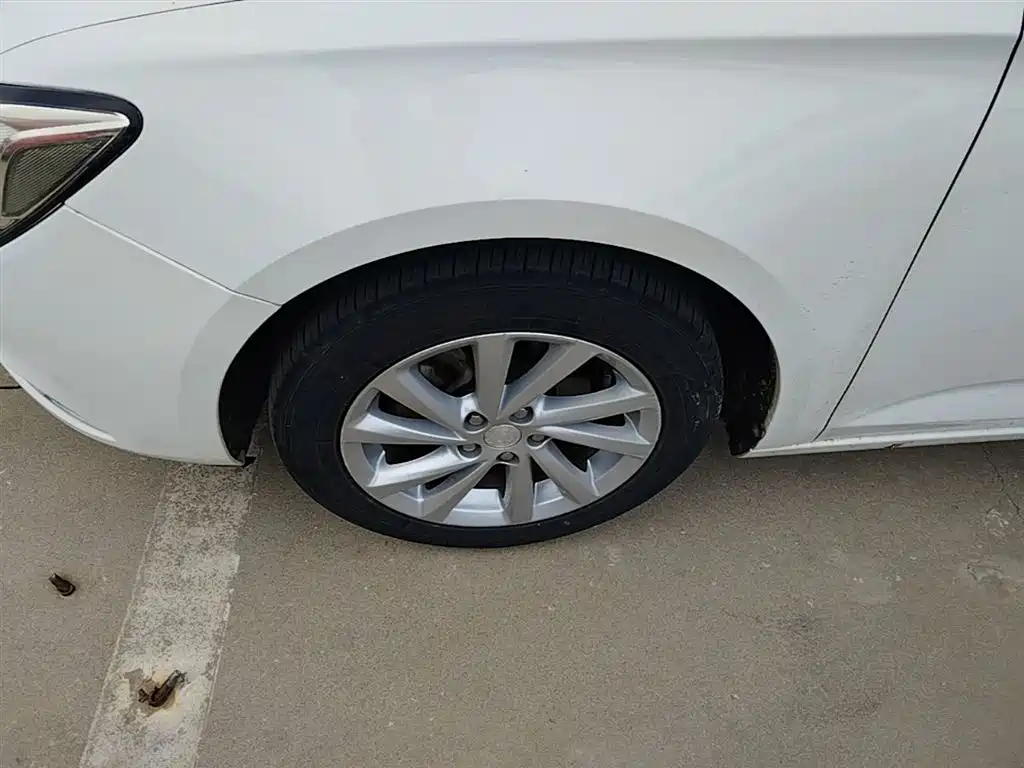Buick Verano 2017 Sedan 15S Automatic Leading фото 23