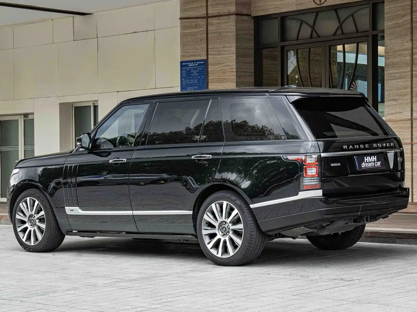 Фото 10 - Land Rover Range Rover