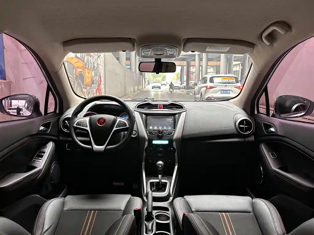 BYD Yuan 2017 1.5L Auto Cool Connect фото 11