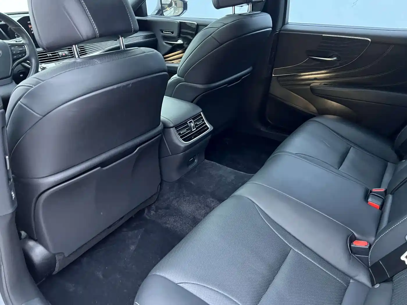 Lexus LS 2022 2021 500h Excellence Edition