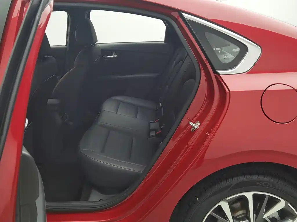 صورة 15 - Kia K3