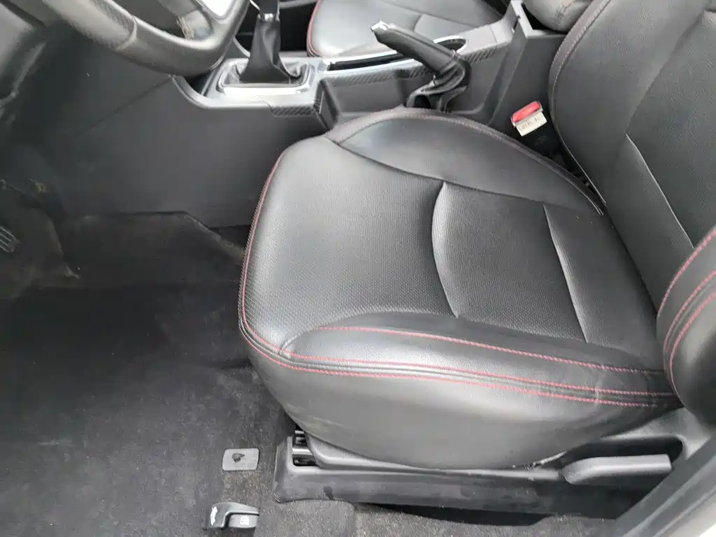 Фото 20 - Geely Vision