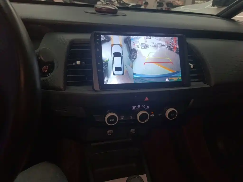 Photo 13 - Honda Fit