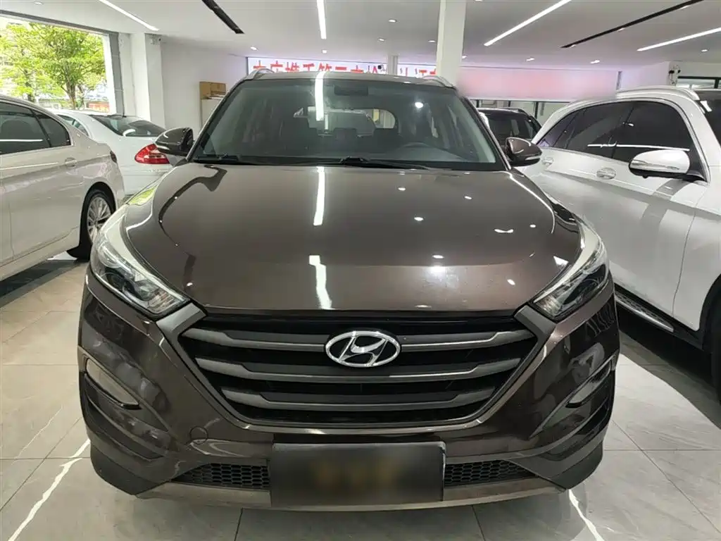 Hyundai Tucson 2015 1.6T Dual Clutch 2WD Smart фото 3