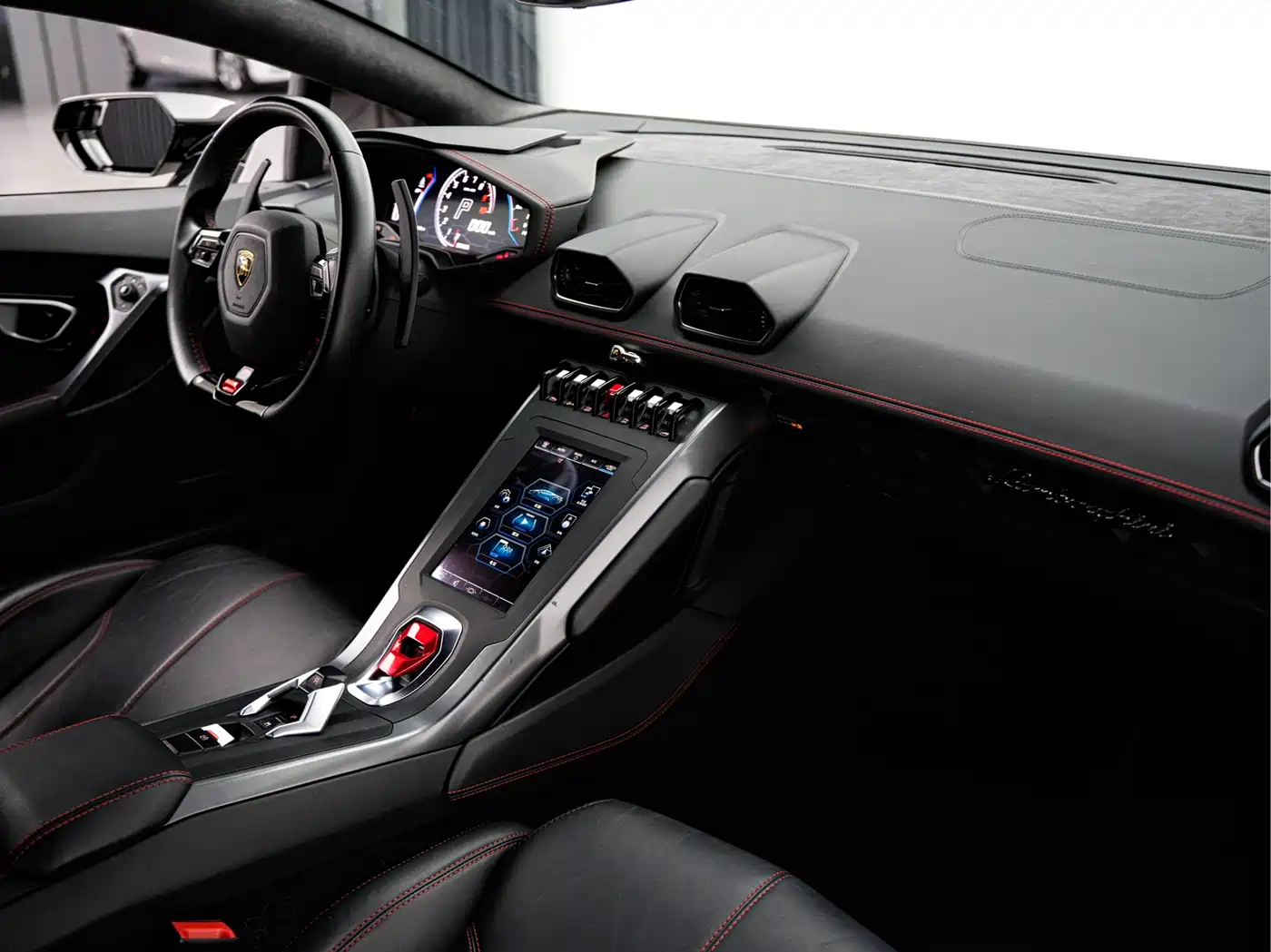 LAMBORGHINI HURACÁN