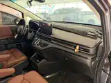Photo 15 - Honda Odyssey