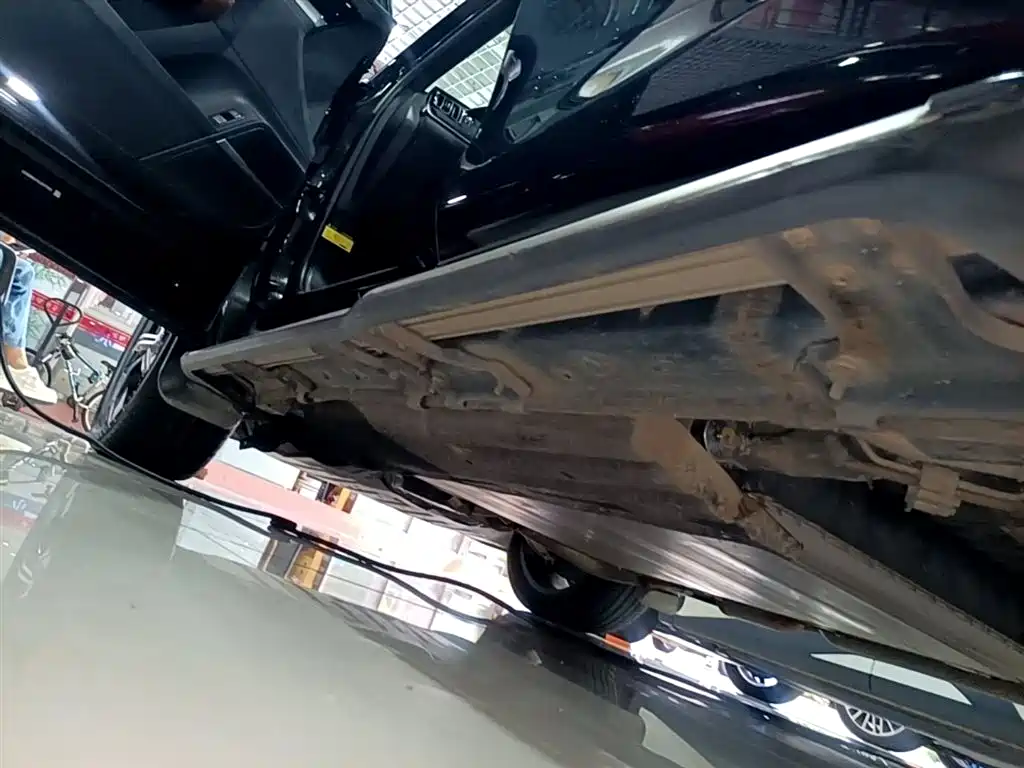 BYD Tang New Energy 2021 DM 2.0T AWD High Performance Premium фото 22