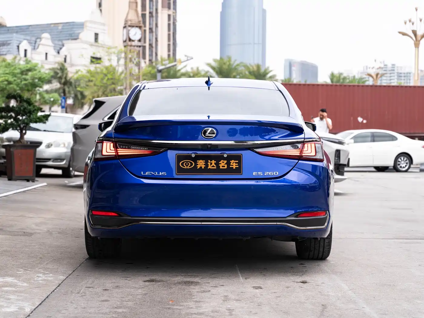 LEXUS ES