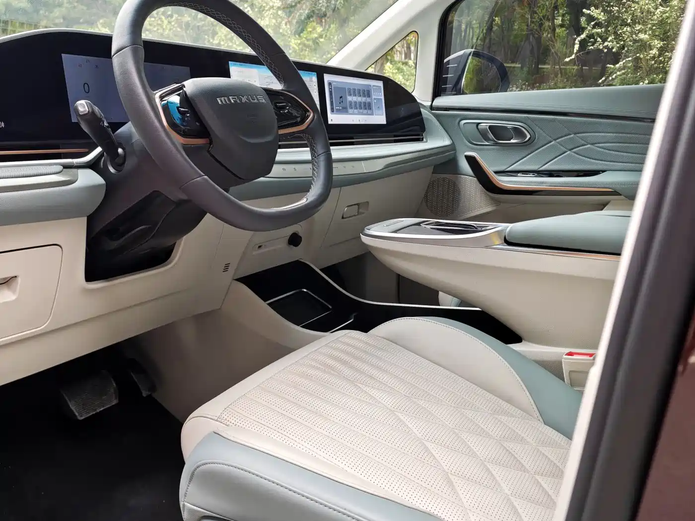 SAIC Maxus Maxus G90 2022 2022 2.0T Interstellar 7-seater