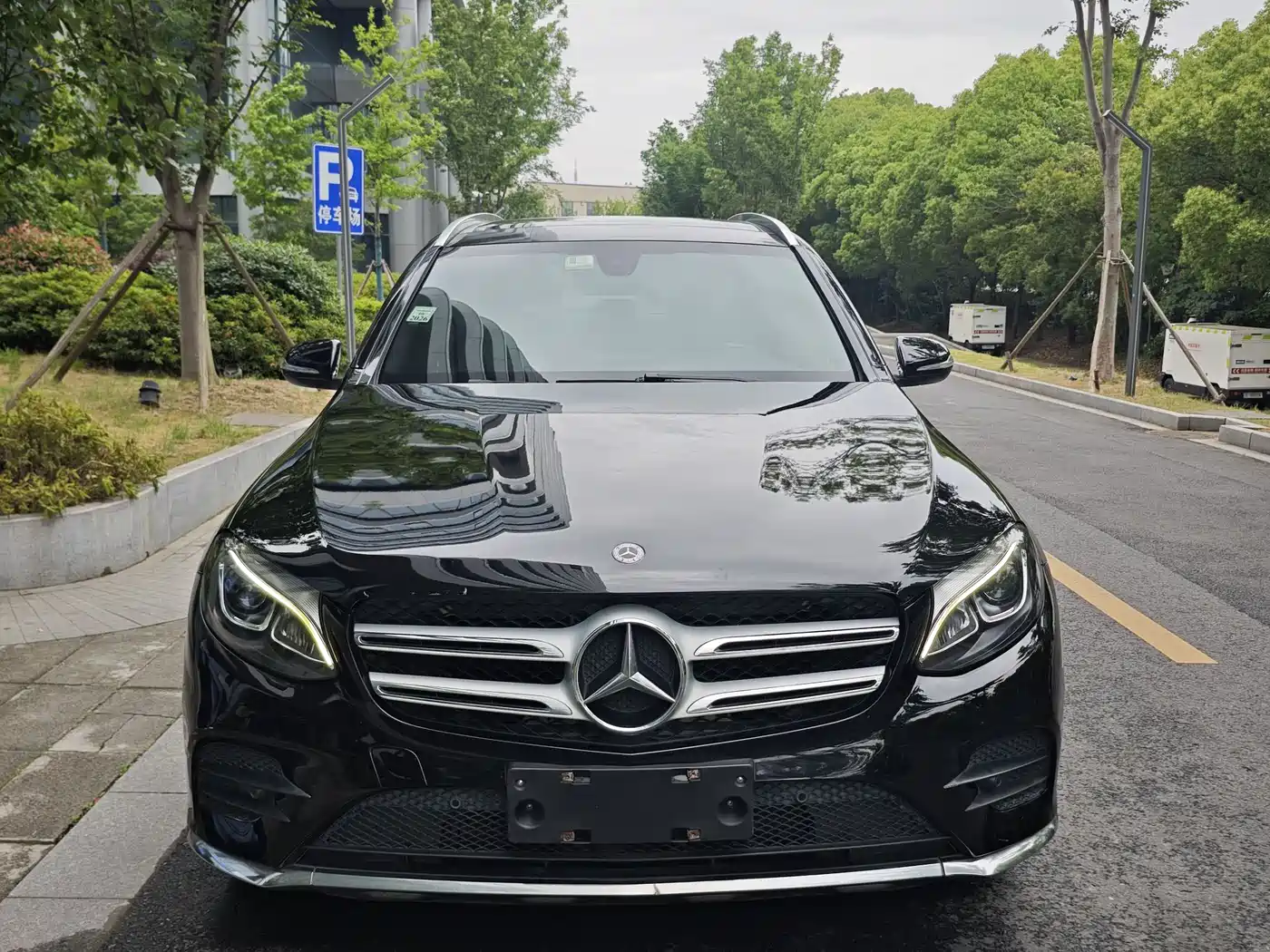 Mercedes-Benz GLC 2018 GLC 260 4MATIC Dynamic фото 2