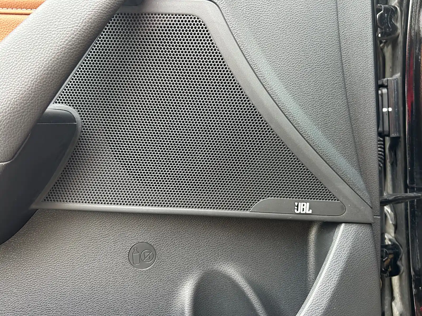 Photo 28 - Hyundai Sonata