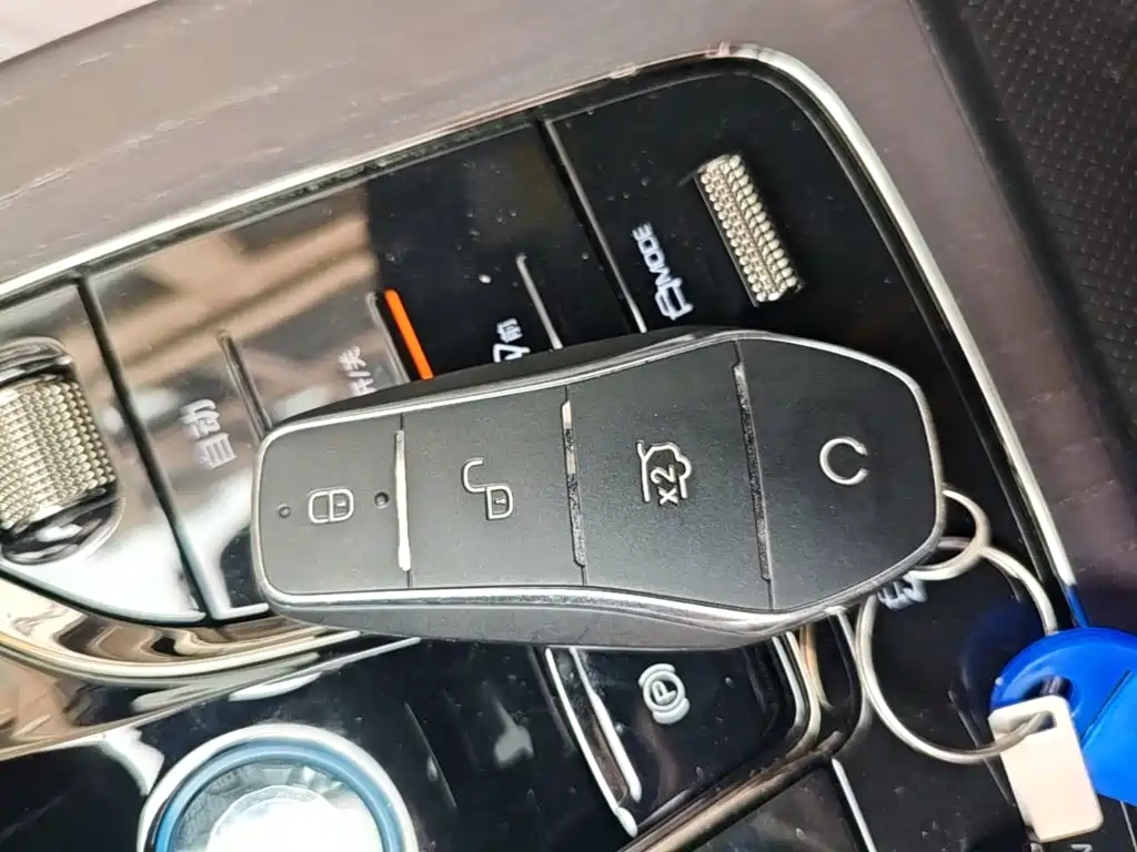 Фото 9 - BYD Han