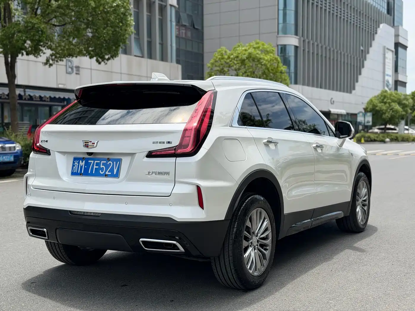 CADILLAC XT4