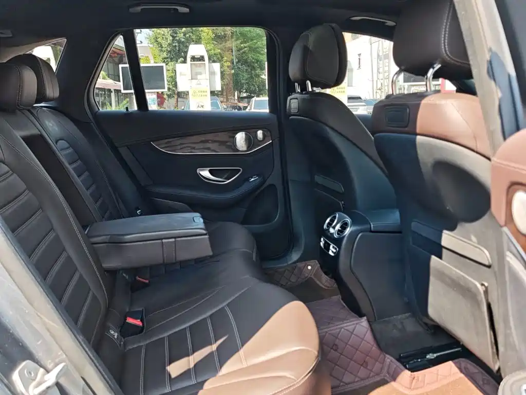 Фото 25 - Mercedes-Benz GLC
