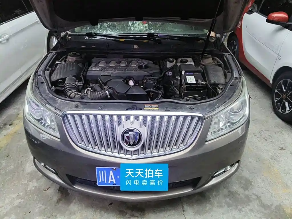 صورة 3 - Buick LaCrosse