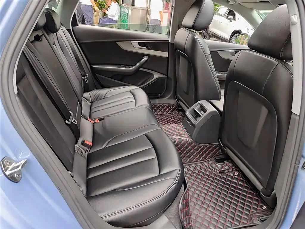 Audi A4L 2018 30th Anniversary 40 TFSI Progressive фото 11
