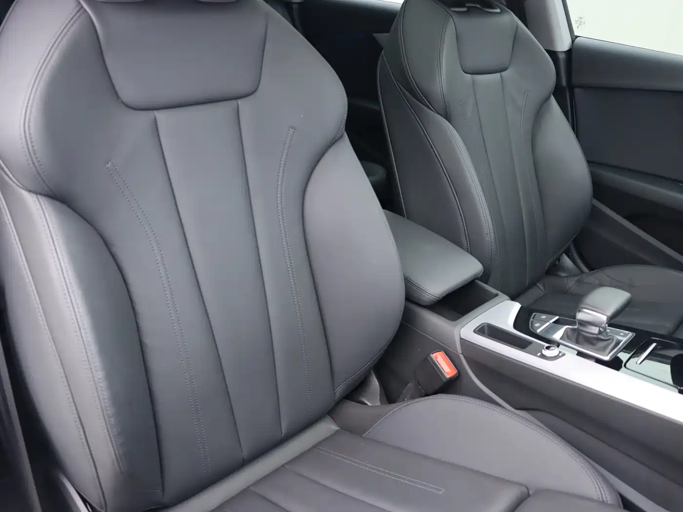 Audi A5 (Import) 2024 2024 Sportback 40 TFSI quattro Luxury Dynamic