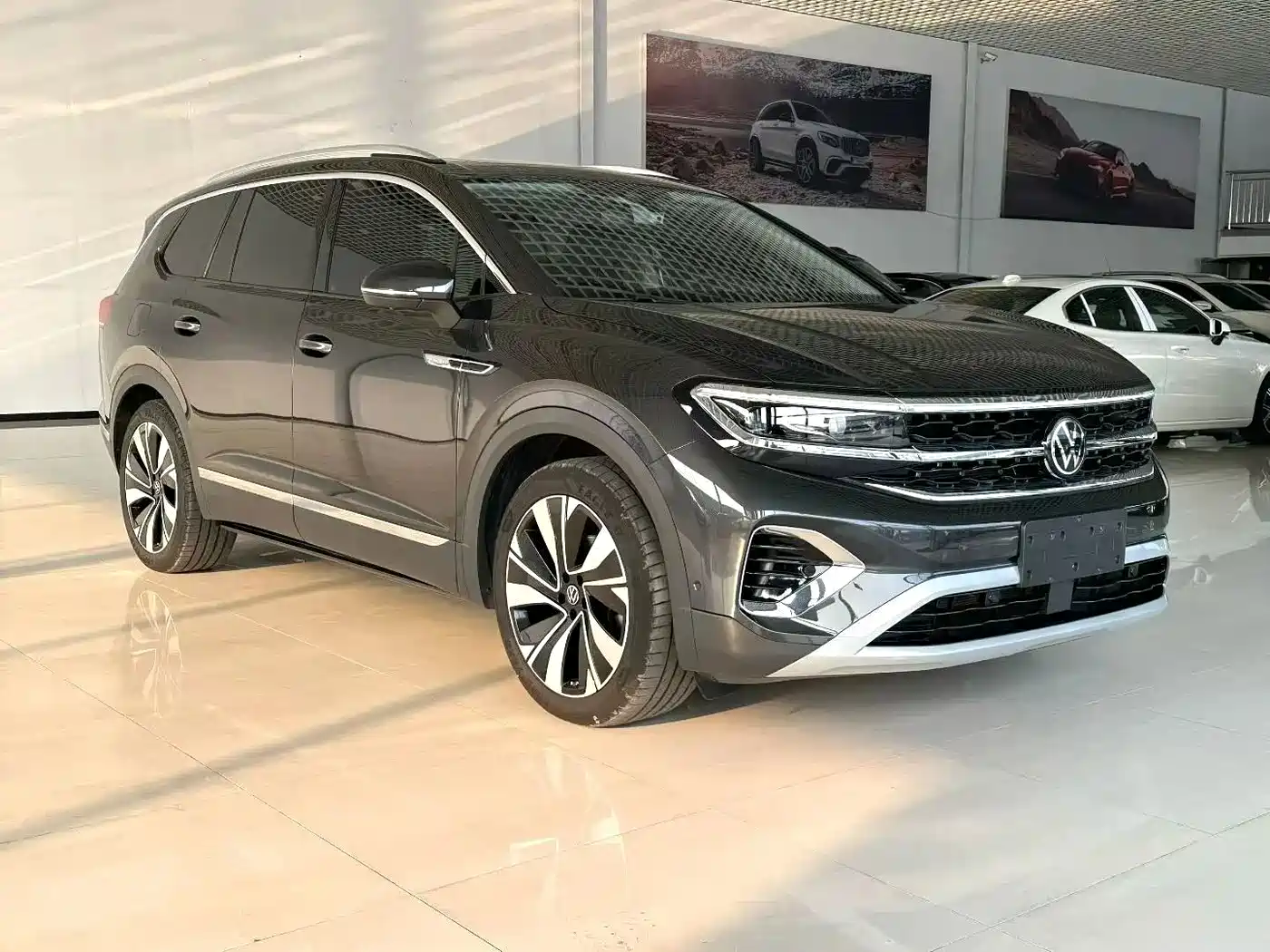 Volkswagen Talagon 2023 Facelift 380TSI 4WD Luxury Premium Pro Edition 6-Seater фото 2
