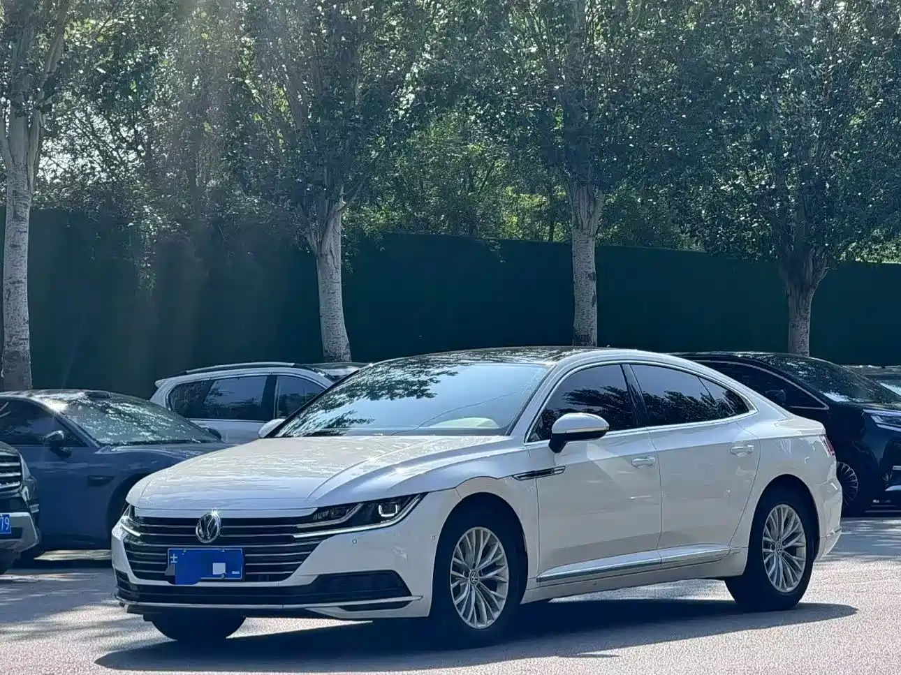Photo 1 - Volkswagen CC