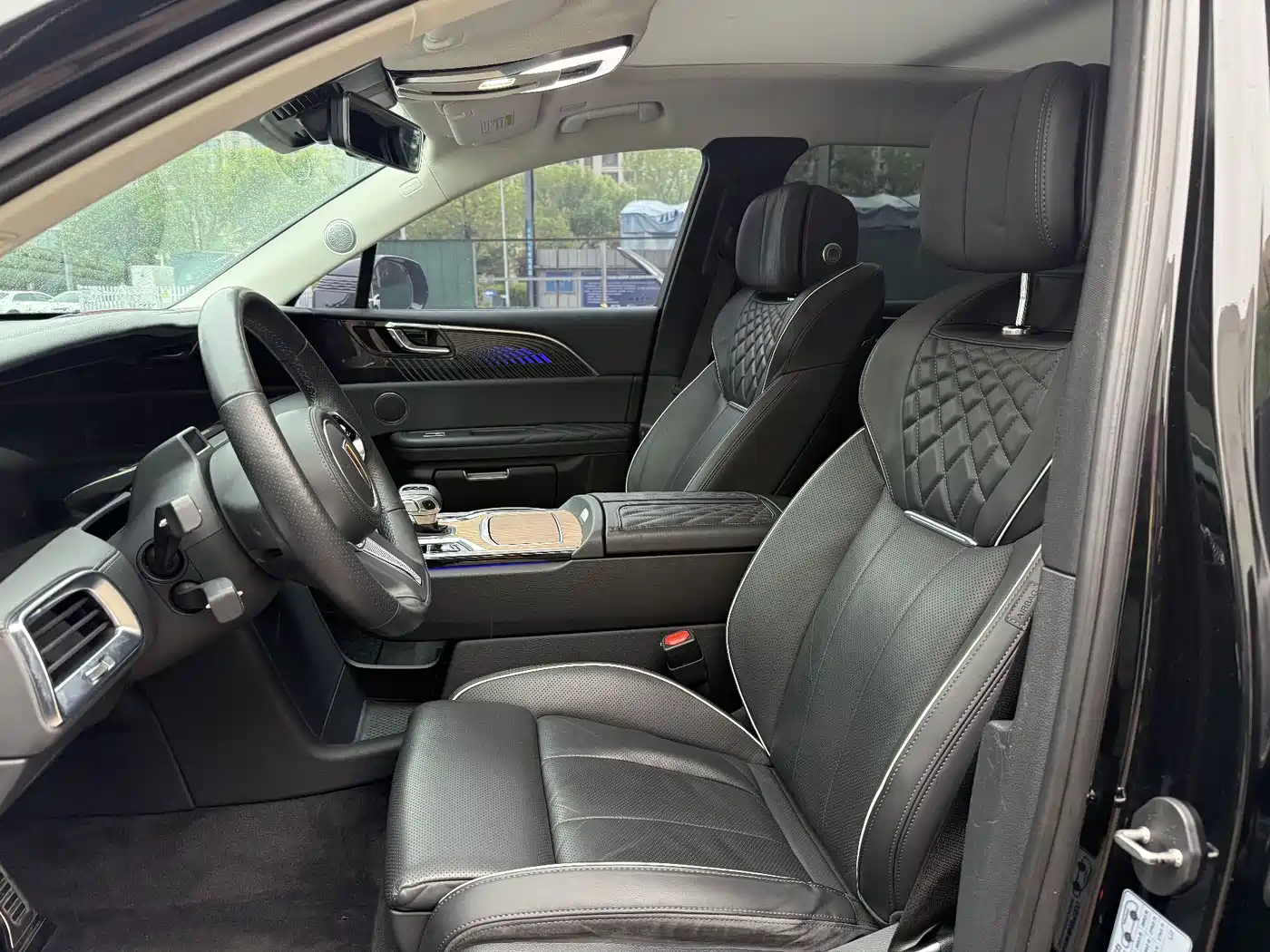 Hongqi E-HS9 2022 660km Qi Chang Edition (6-seater) фото 4