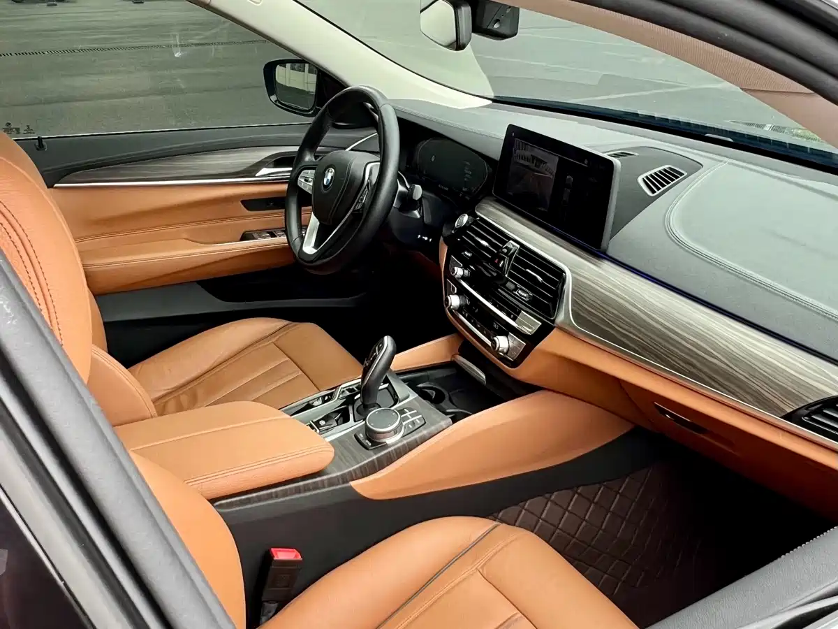 BMW 6 SERIES GT