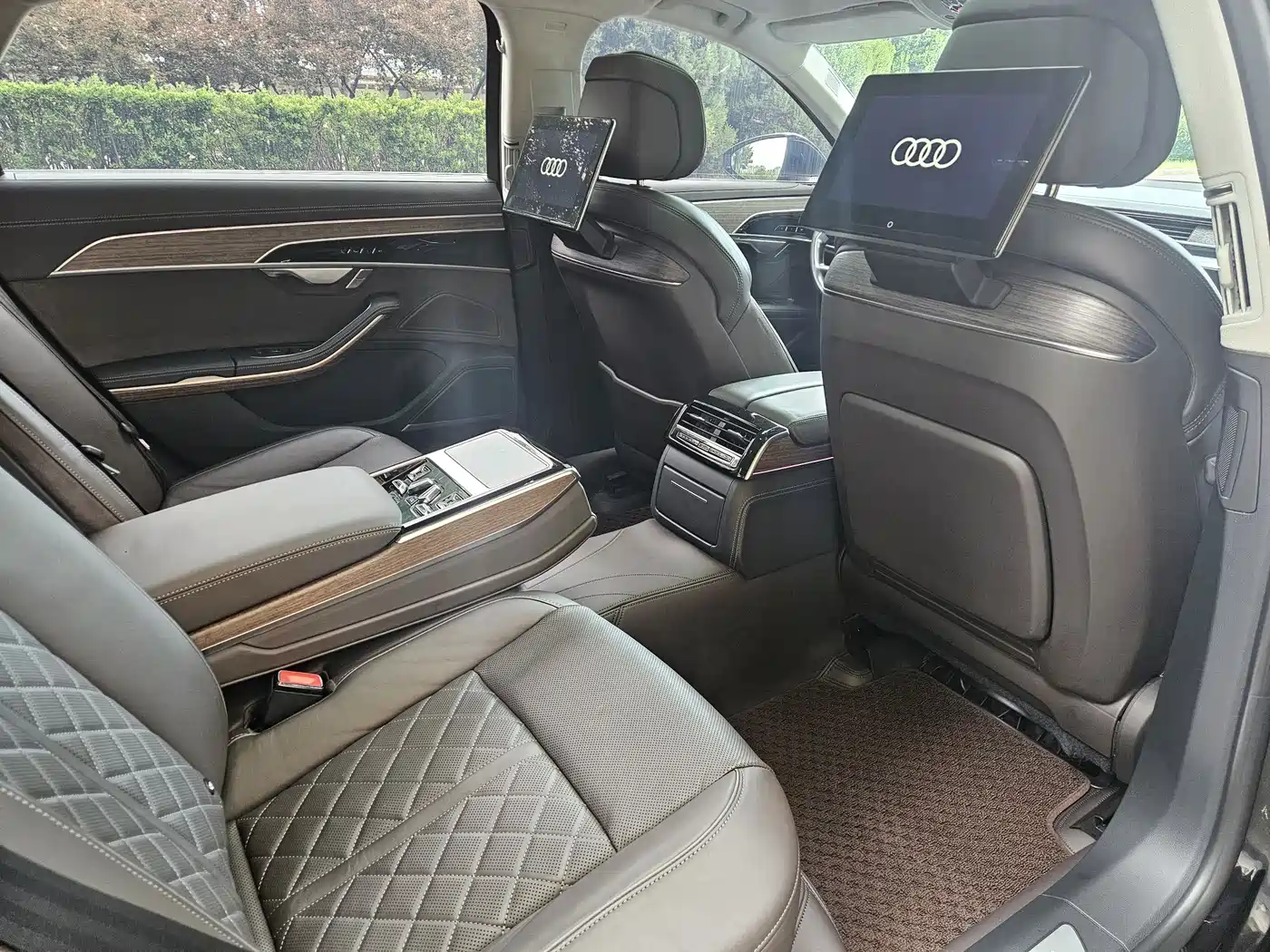 Audi A8 2023 A8L 55 TFSI quattro Flagship фото 9