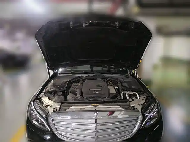 Mercedes-Benz C-Class 2015 Facelift C 200 L — фото 3