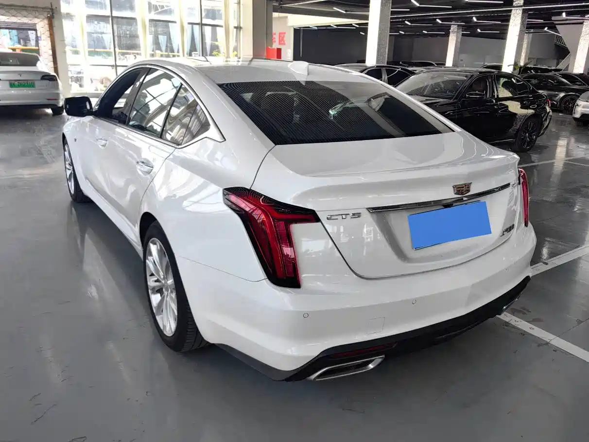 CADILLAC CT5