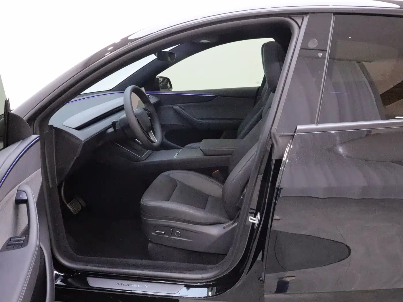 Tesla Model Y 2026 2026 Long Range Rear-Wheel Drive