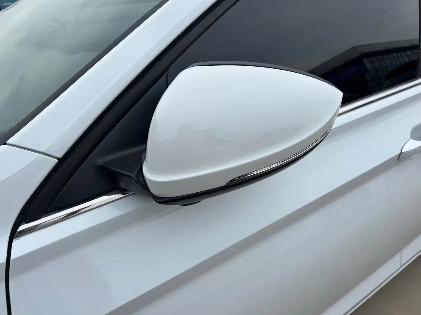 Volkswagen Sagitar 2022 280TSI DSG Surpassing Edition фото 19
