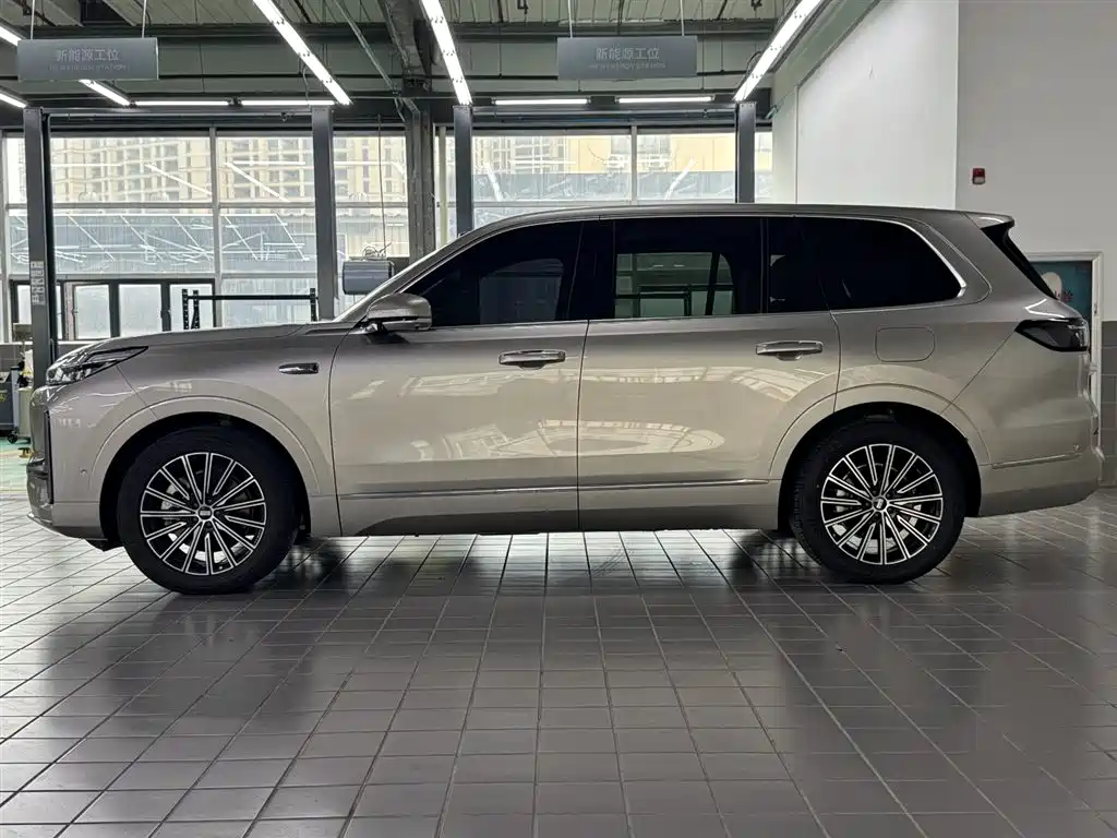 Geely Galaxy Galaxy M9 2025 Model 230km 2WD Explorer+ Edition фото 5